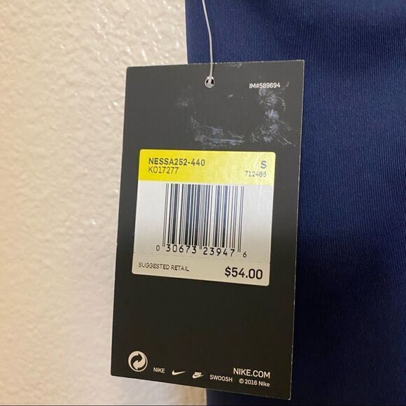 Nike Striped navy blue Racerback Tankini swim athletic Top-S - Picture 5 of 10